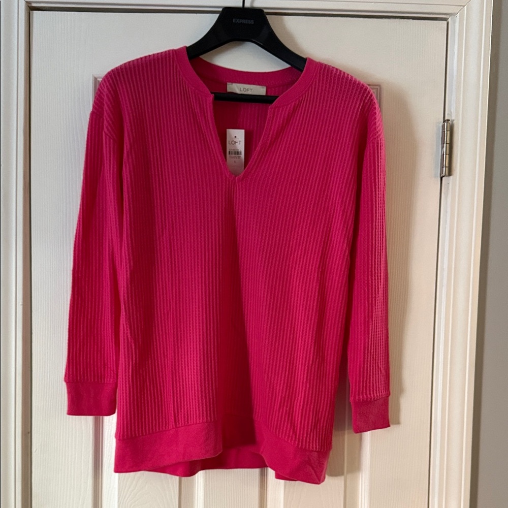 LOFT Pink Ribbed V-Neck Top